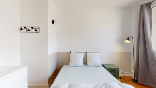 Exquisite double bedroom near the Part Dieu train station