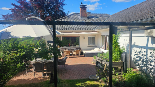 Private rooms in the bungalow with a great view