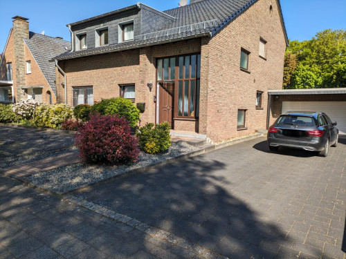 Exclusive Accommodation in a prime Location – Newly renovated ground floor apartment 93 m² in a detached two-family house in Mönchengladbach - Gallery - 15