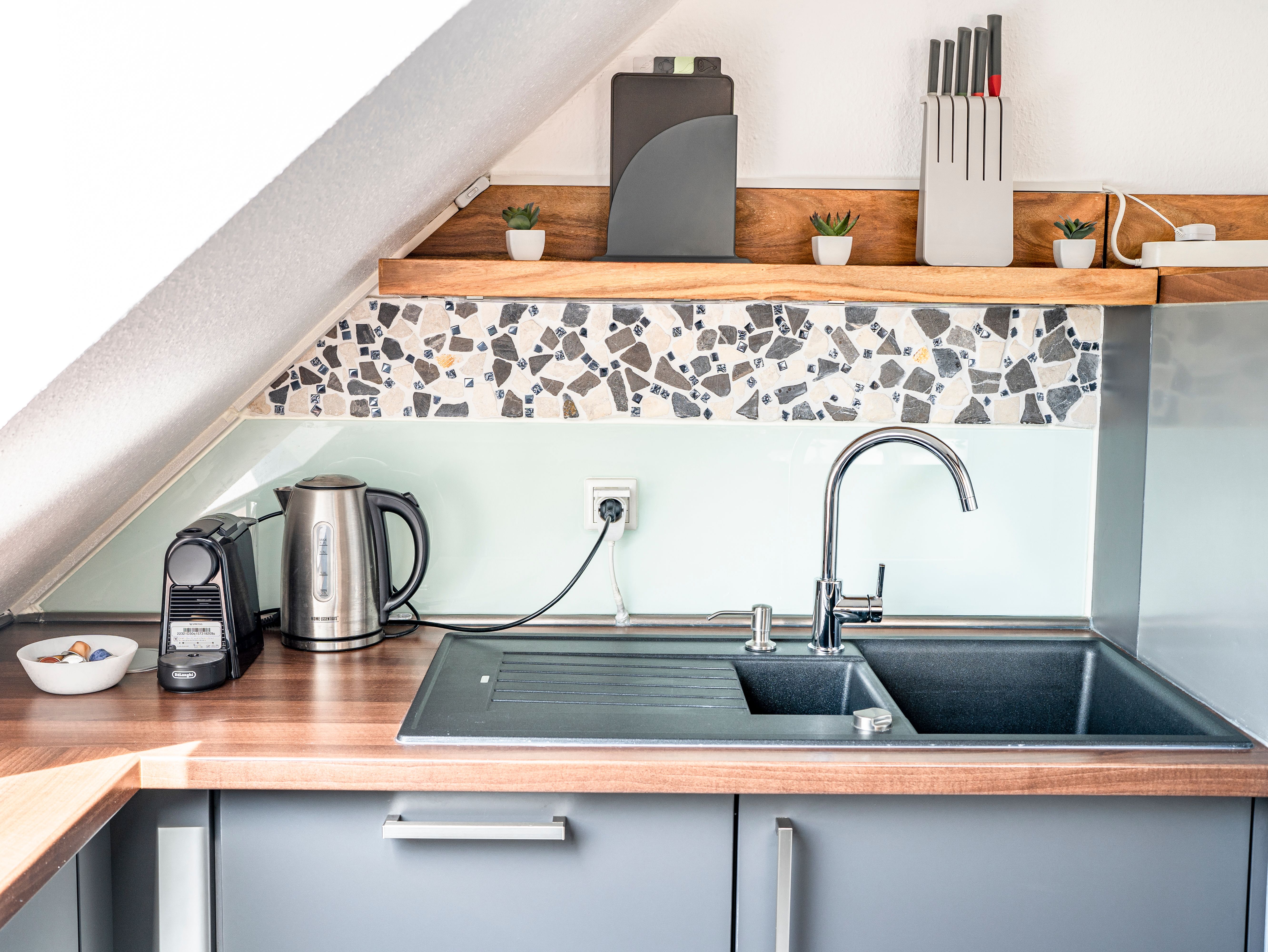  Penthouse-Suite Near University  -  Penthouse-Suite near University  - Gallery -  2