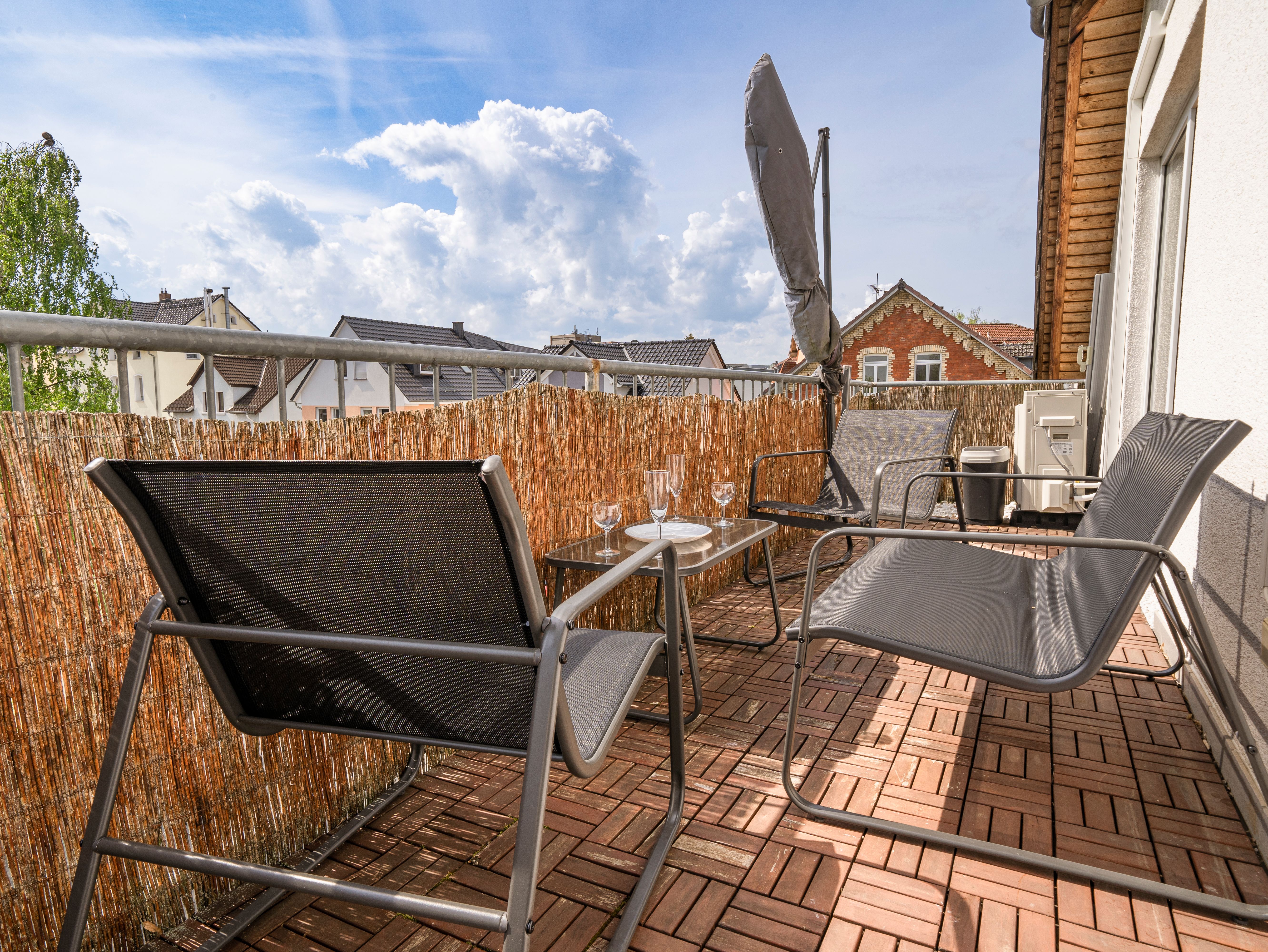  Penthouse-Suite Near University  -  Penthouse-Suite near University  - Gallery -  1