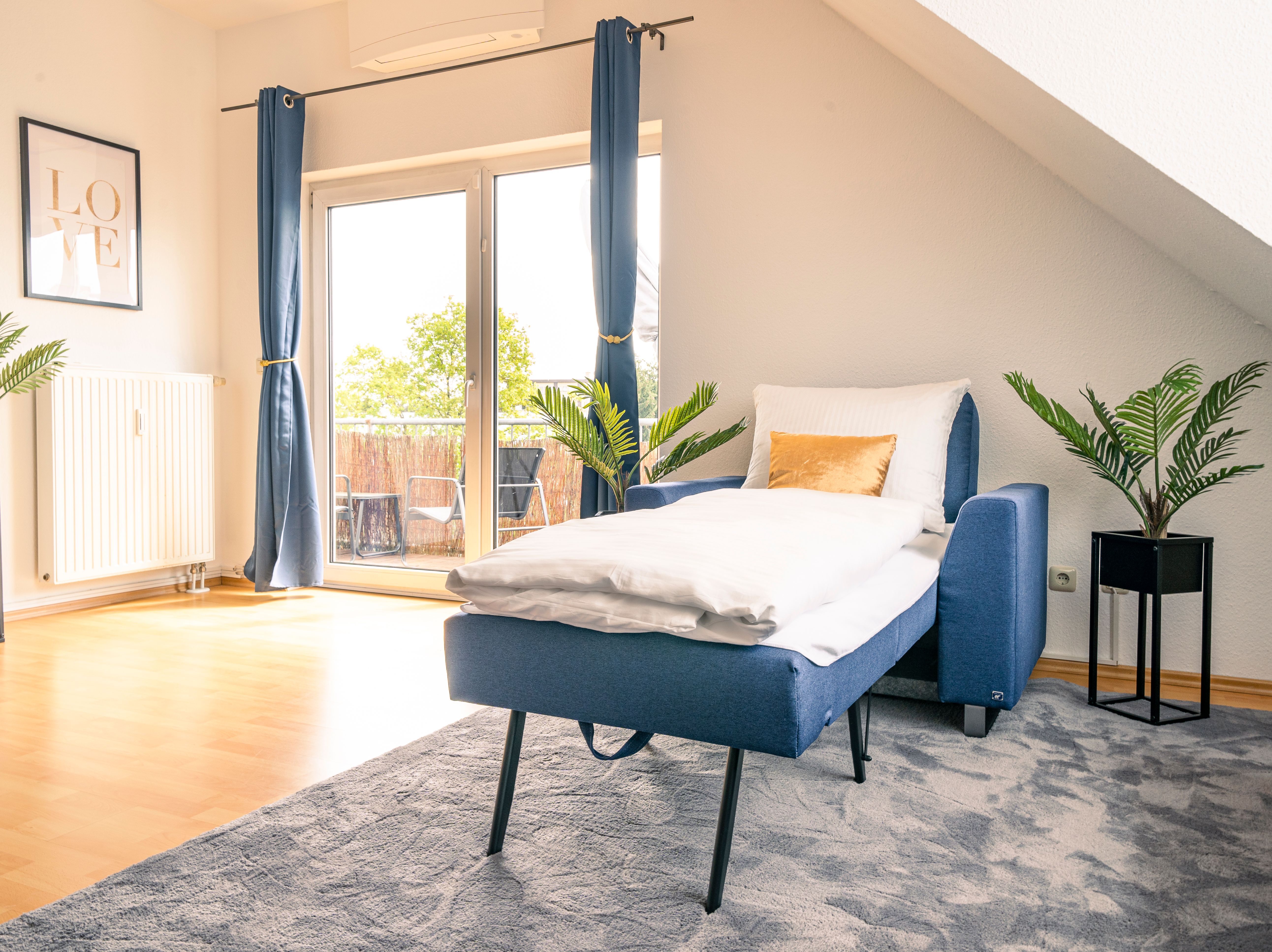  Penthouse-Suite Near University  -  Penthouse-Suite near University  - Gallery -  12
