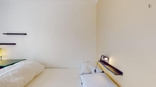 Bright double bedroom in Beaux Arts