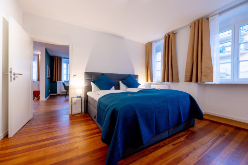 LiT LiVING: Luxury - Box Spring - Weinheim - 3 BR - Gallery - 20