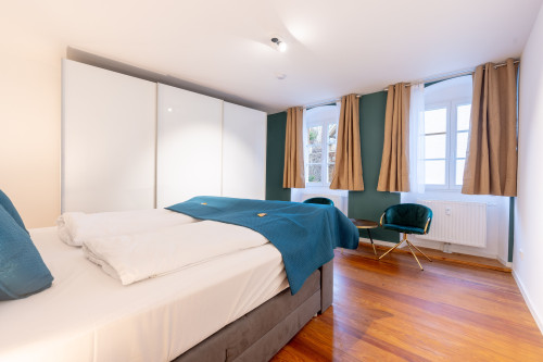 LiT LiVING: Luxury - Box Spring - Weinheim - 3 BR - Gallery - 21