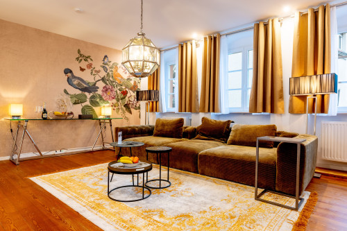 LiT LiVING: Luxury - Box Spring - Weinheim - 3 BR - Gallery - 11
