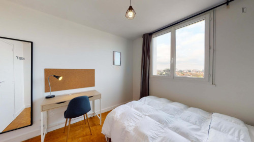 Nice double bedroom near Université de Toulouse