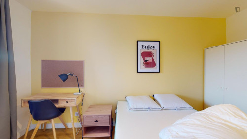 Welcoming double bedroom near the centre of Aix-en-Provence