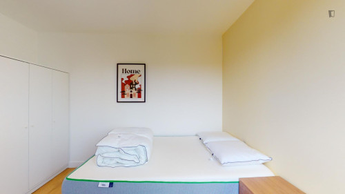 Alluring double bedroom near the centre of Aix-en-Provence