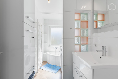3-room apartment with 2 bedrooms in Nuremberg with balcony - Gallery - 7