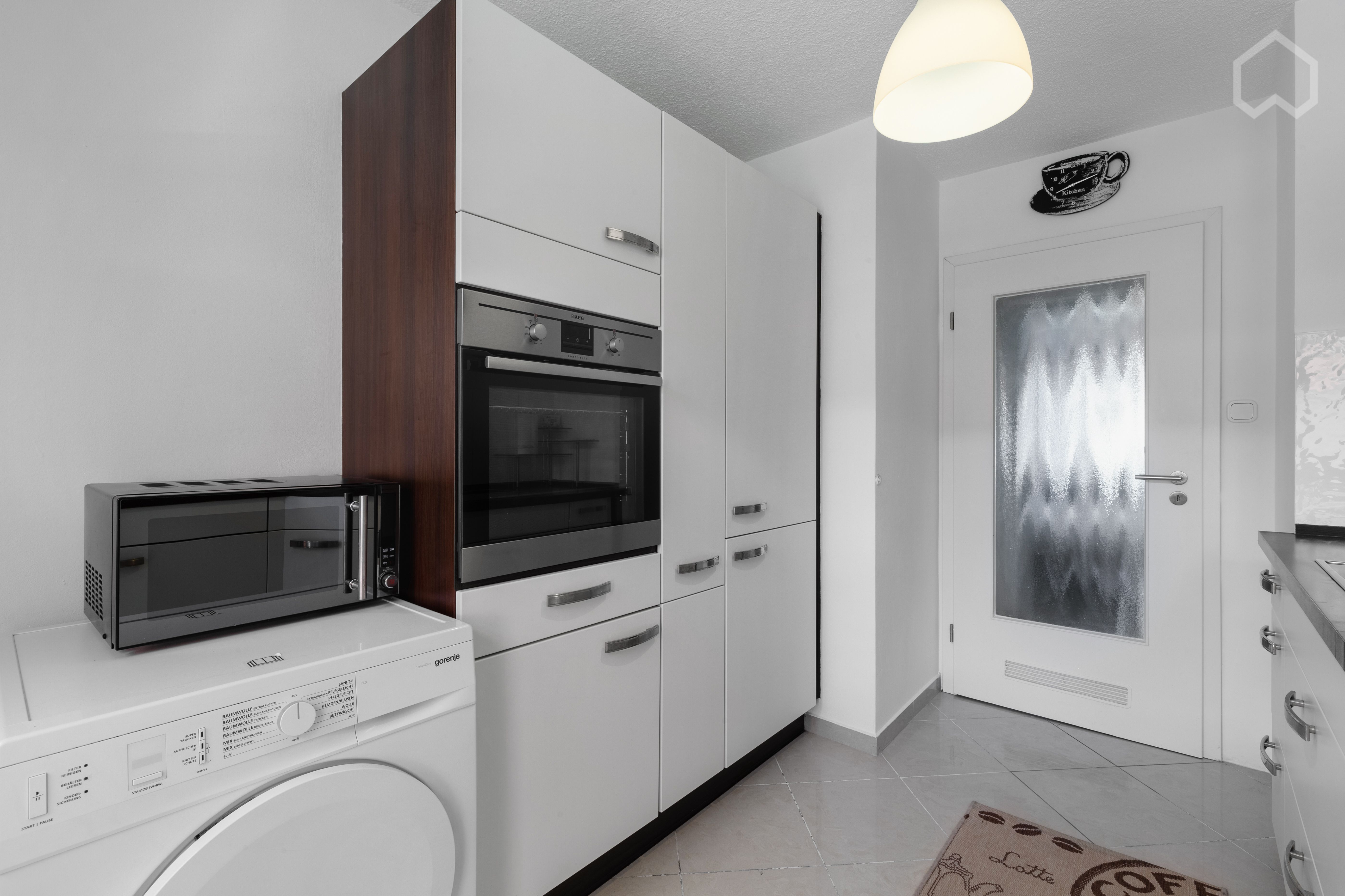 3-Room Apartment With 2 Bedrooms In Nuremberg With Balcony - 9