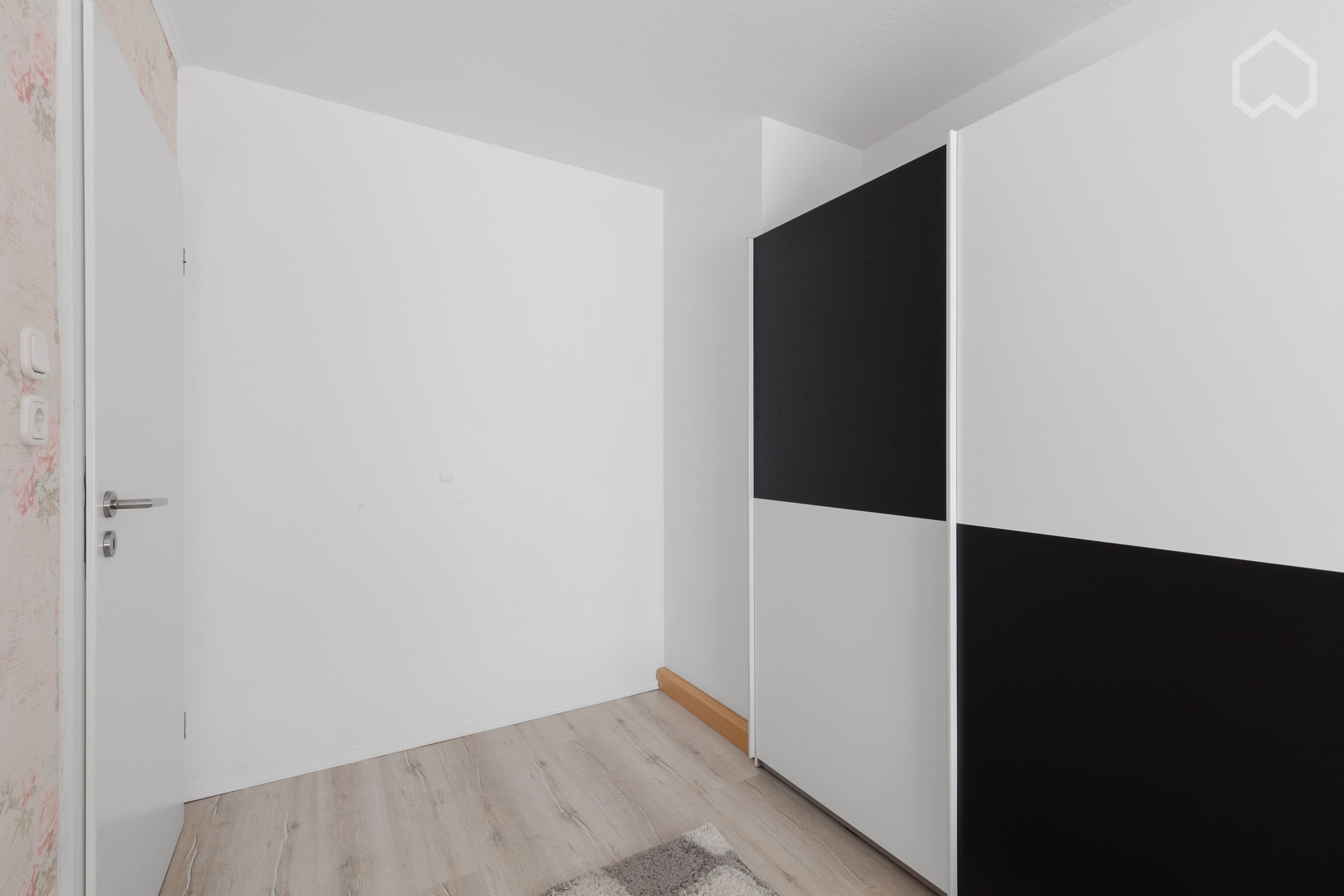 3-Room Apartment With 2 Bedrooms In Nuremberg With Balcony - 14