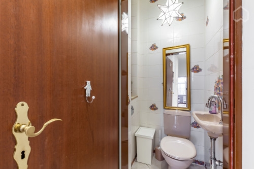 Spacious 3-bedroom apartment, perfectly located  - Gallery -  5