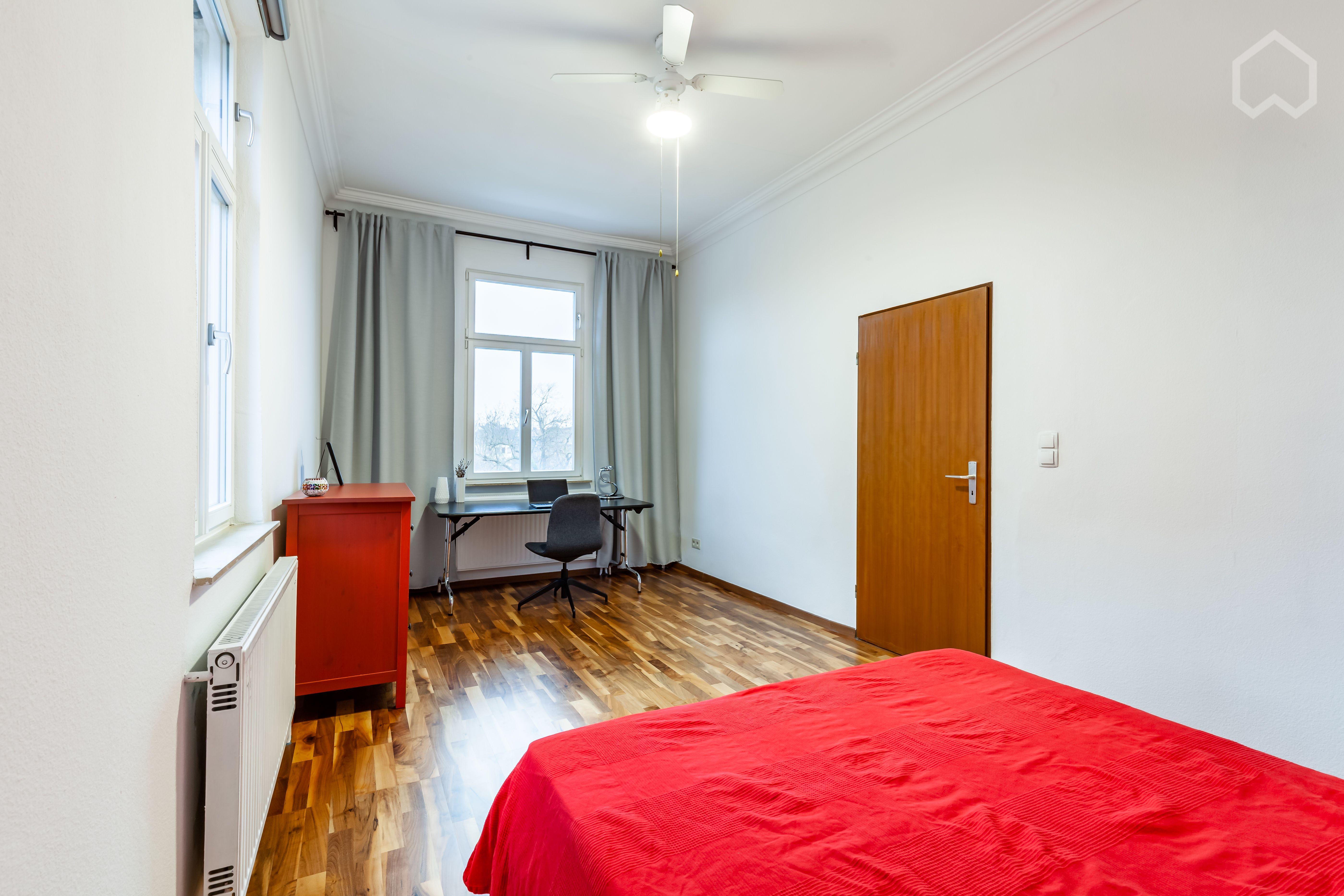  Spacious 3-Bedroom Apartment, Perfectly Located  -  Spacious 3-bedroom apartment, perfectly located  - Gallery -  14