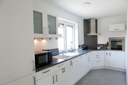 Lumen Homes I 3-room design-Apt. close to Audi & Oldtown I balcony - Gallery - 13