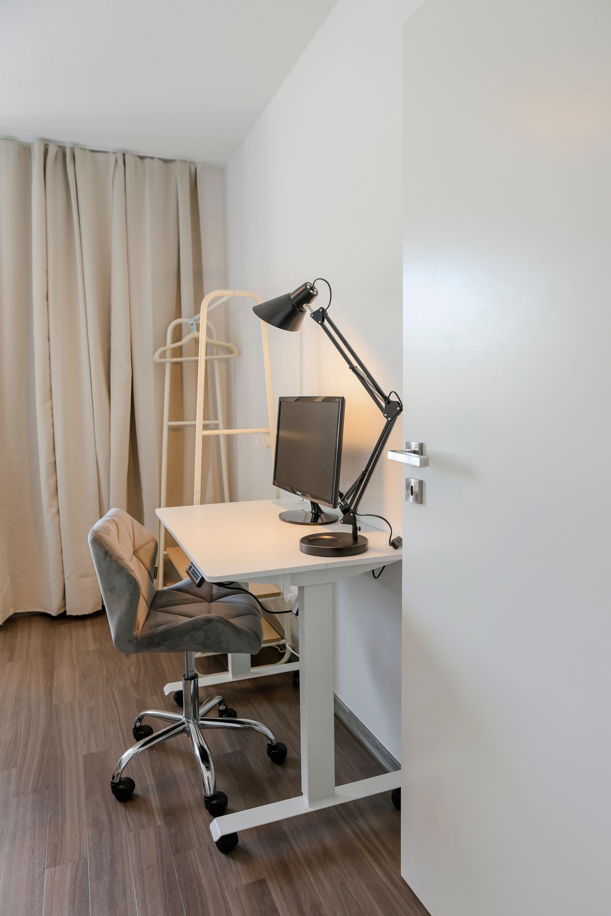 Lumen Homes I 3-Room Design-Apt. Close To Audi & Oldtown I Balcony - 36