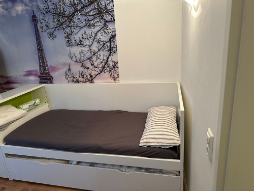 Bright, fantastic studio in Celle