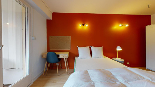 Comfy double bedroom near the Réformés Canebière metro