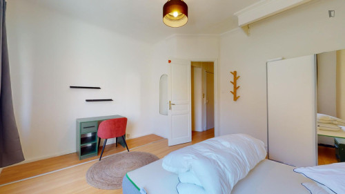 Grand double bedroom in the Camas neighbourhood