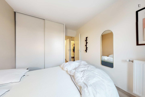 Luminous double bedroom in Massy - Gallery - 2