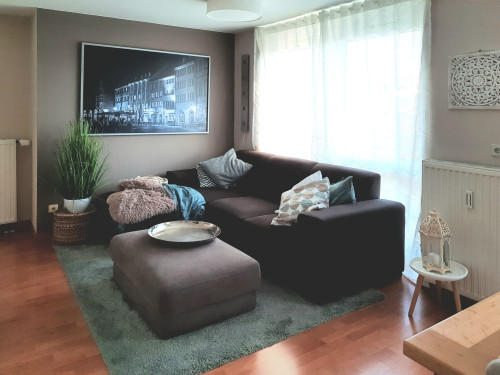 Beautiful, bright penthouse apartment with 2 balconies in Freiburg Rieselfeld, tram connection