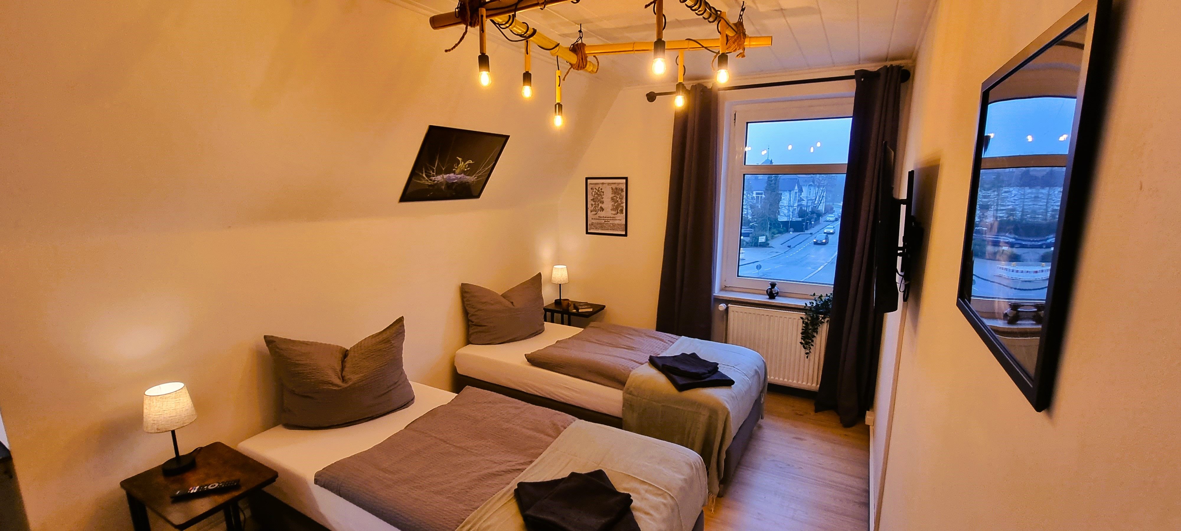  Nigella Apartment Directly At Celle Main Station For 6 People With Free Parking Fully Equipped Kitch  -  Nigella Apartment directly at Celle main station for 6 people with free parking Fully equipped kitchen Elite Standard  - Gallery -  33