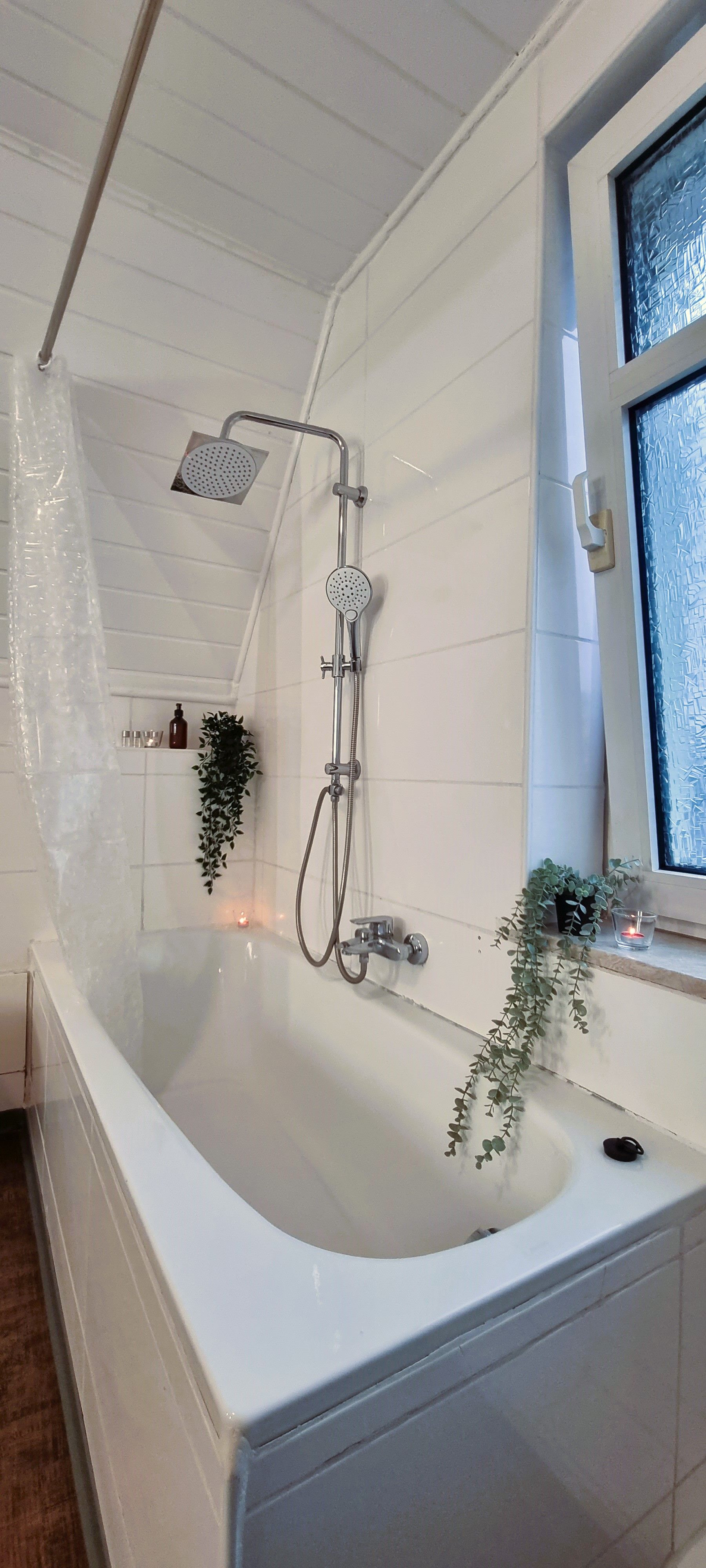  Nigella Apartment Directly At Celle Main Station For 6 People With Free Parking Fully Equipped Kitch  -  Nigella Apartment directly at Celle main station for 6 people with free parking Fully equipped kitchen Elite Standard  - Gallery -  25