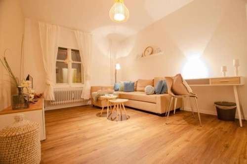 Modern and lovely apartment (Wolfsburg) | WiFi | Netflix | City - Gallery - 9