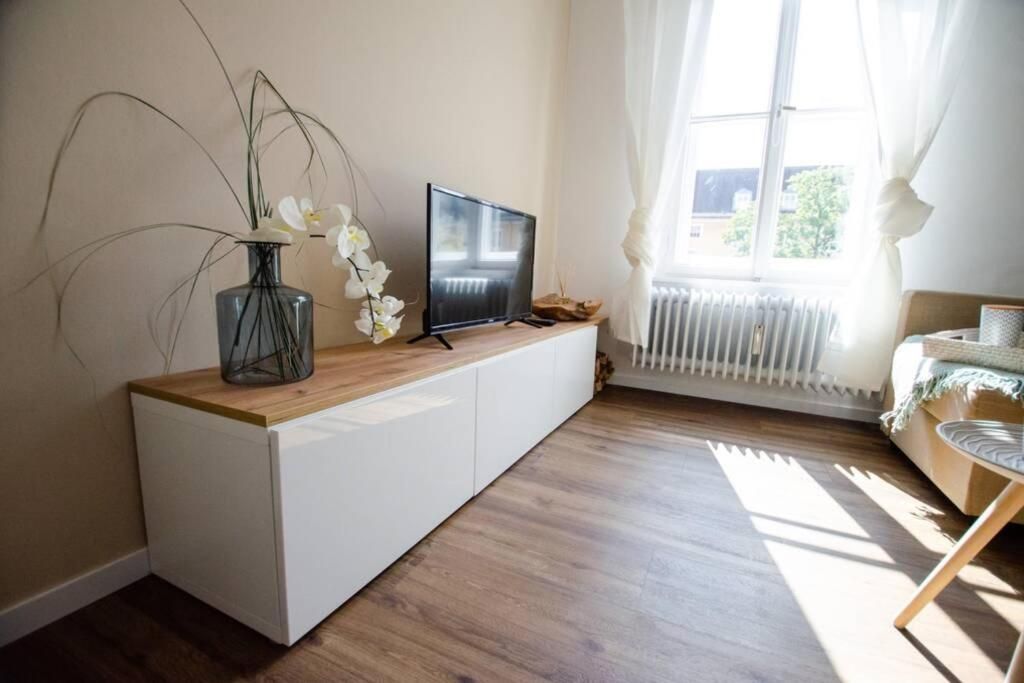 Modern And Lovely Apartment (Wolfsburg) | WiFi | Netflix | City - 10