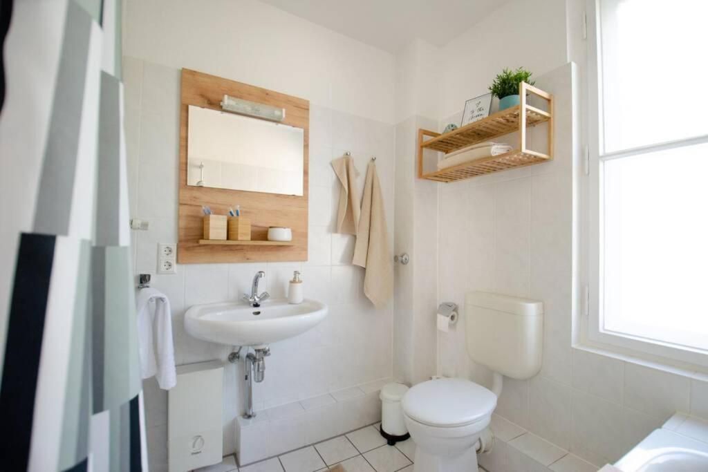 Modern And Lovely Apartment (Wolfsburg) | WiFi | Netflix | City - 3