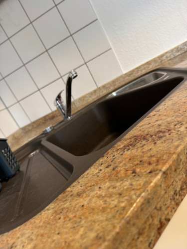 Large furnished maisonette apartment - 4 bedrooms - 6 persons - parking lot - Smart-TV