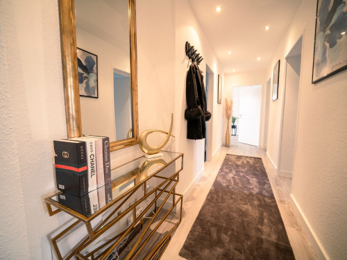Comfort Suite | Family+Business