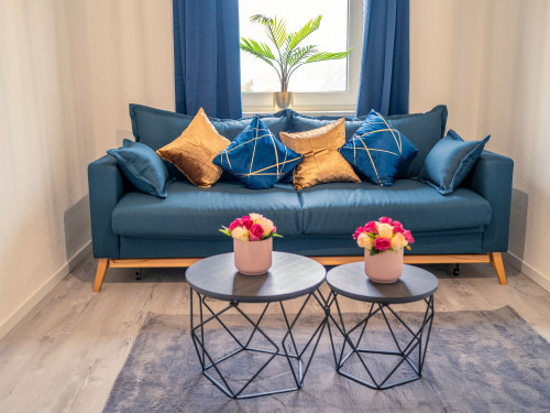 Comfort Suite | Family+Business