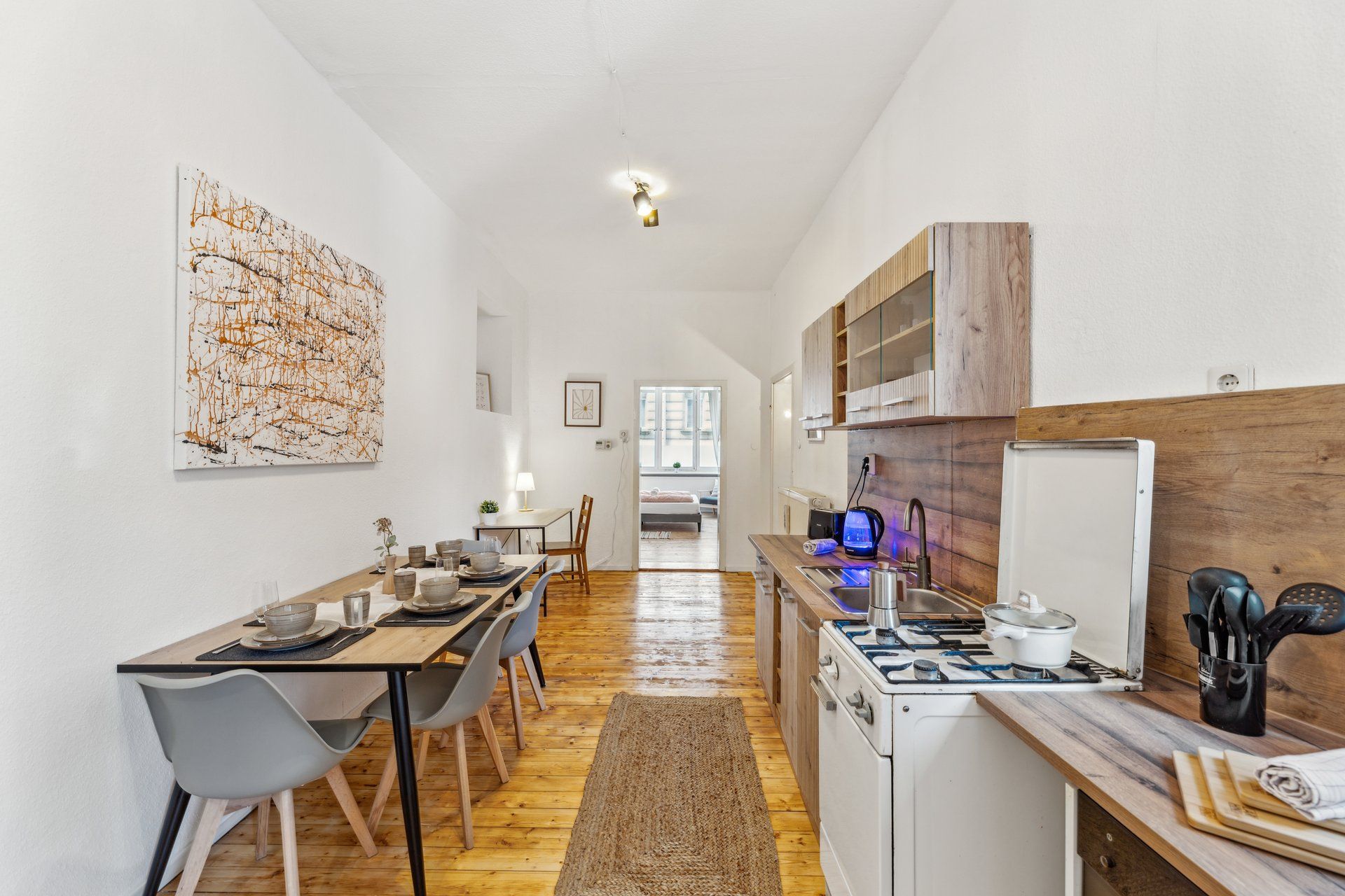  Stylish Historic Apartment In The Heart Of Nuremberg!  -  Stylish Historic Apartment in the Heart of Nuremberg!  - Gallery -  5