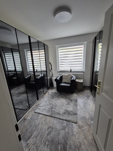 Exklusive 140 m² Business-Wellness-Wohnung mit Sauna & Jacuzzi nahe Köln - Gallery - 48
