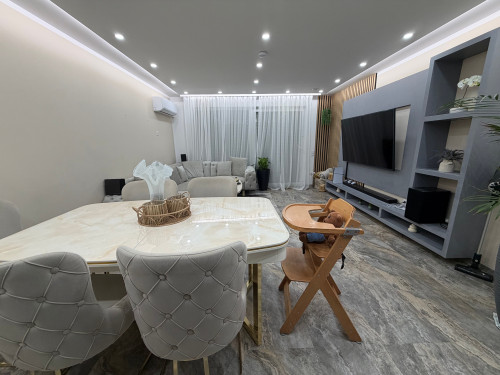 Exklusive 140 m² Business-Wellness-Wohnung mit Sauna & Jacuzzi nahe Köln - Gallery - 10