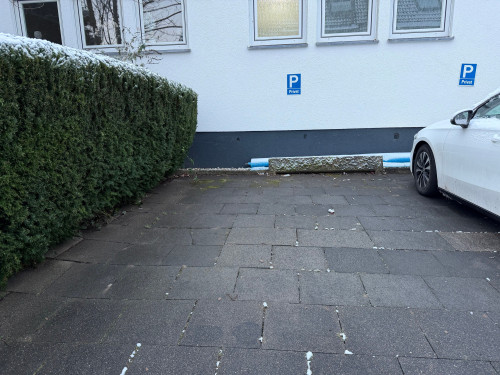Exklusive 140 m² Business-Wellness-Wohnung mit Sauna & Jacuzzi nahe Köln - Gallery - 27