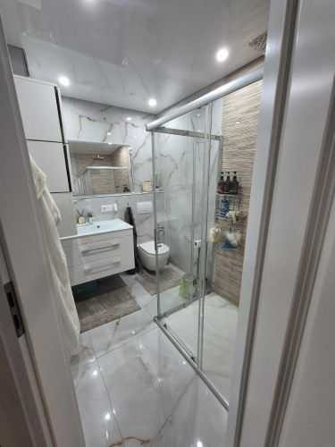 Exklusive 140 m² Business-Wellness-Wohnung mit Sauna & Jacuzzi nahe Köln - Gallery - 43