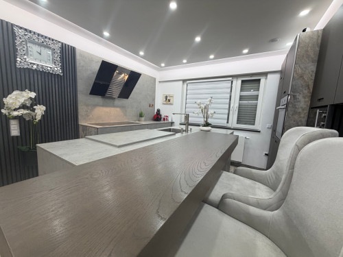 Exklusive 140 m² Business-Wellness-Wohnung mit Sauna & Jacuzzi nahe Köln - Gallery - 54