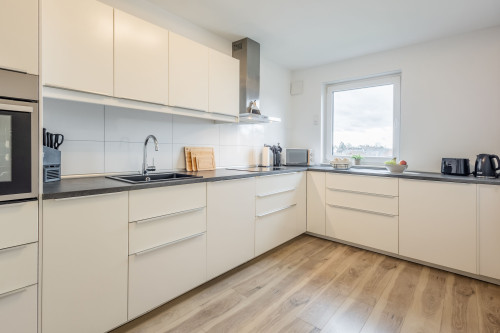 Modern suite in Rheda-Wiedenbrück - Gallery - 6