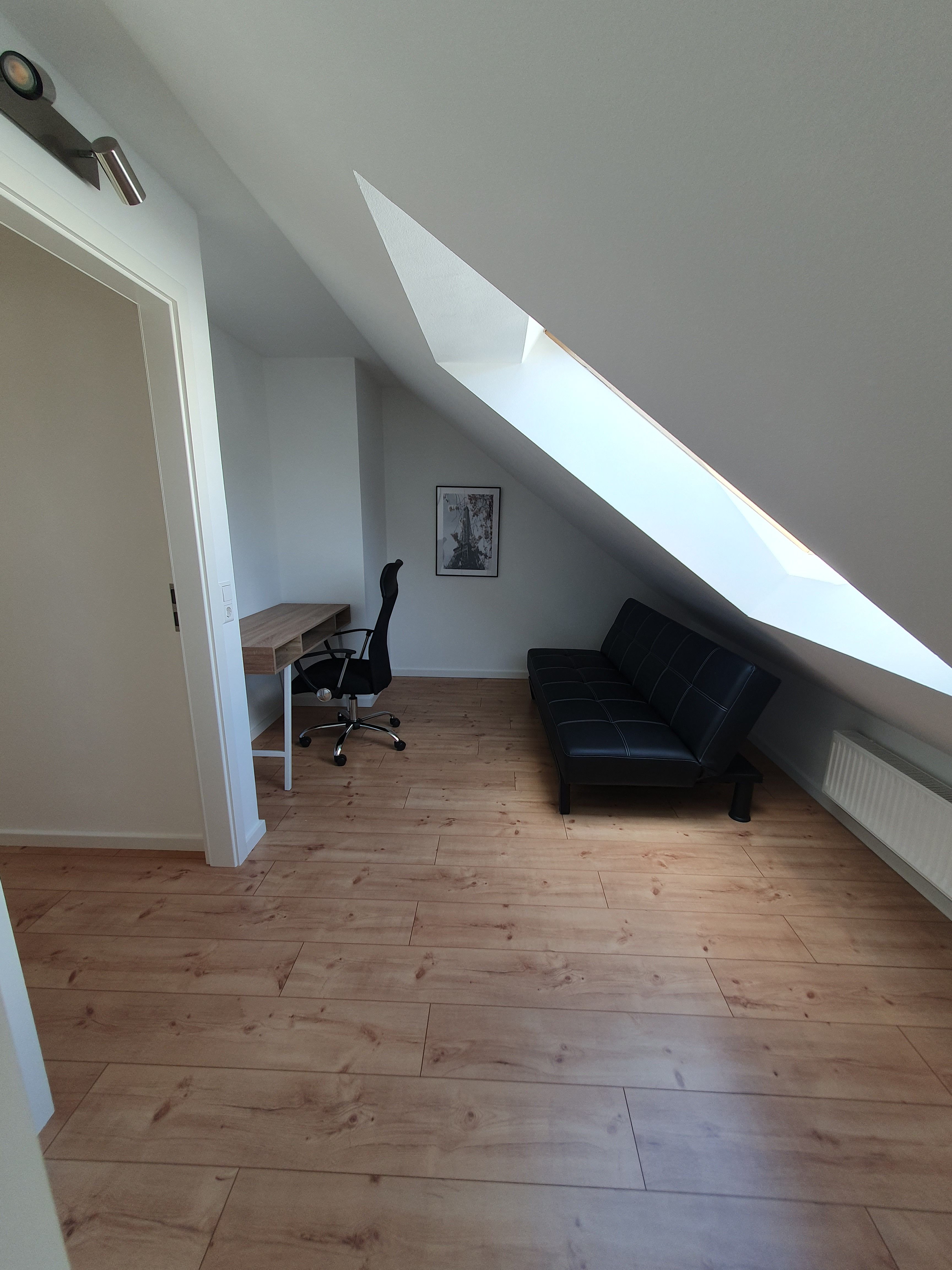 Bright And Beautiful Townhouse In Leinfelden-Echterdingen - 2
