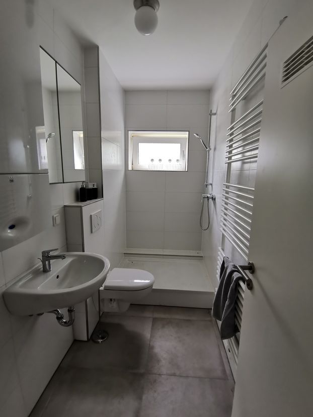 Centrally Located And Modern Furnished Large 4-Room Apartment In Bonn Friesdorf / Bad Godesberg - 2