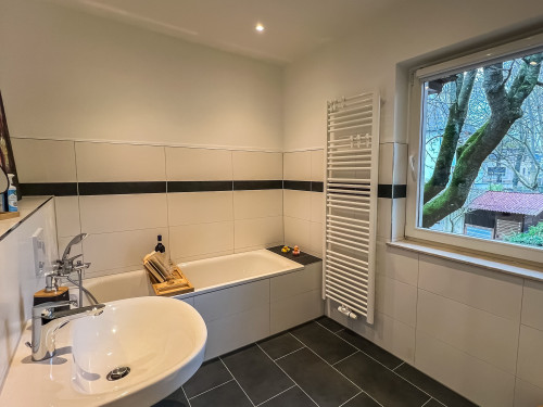 kokomani: Stylish & Spacious Urban Oasis - Gallery - 34