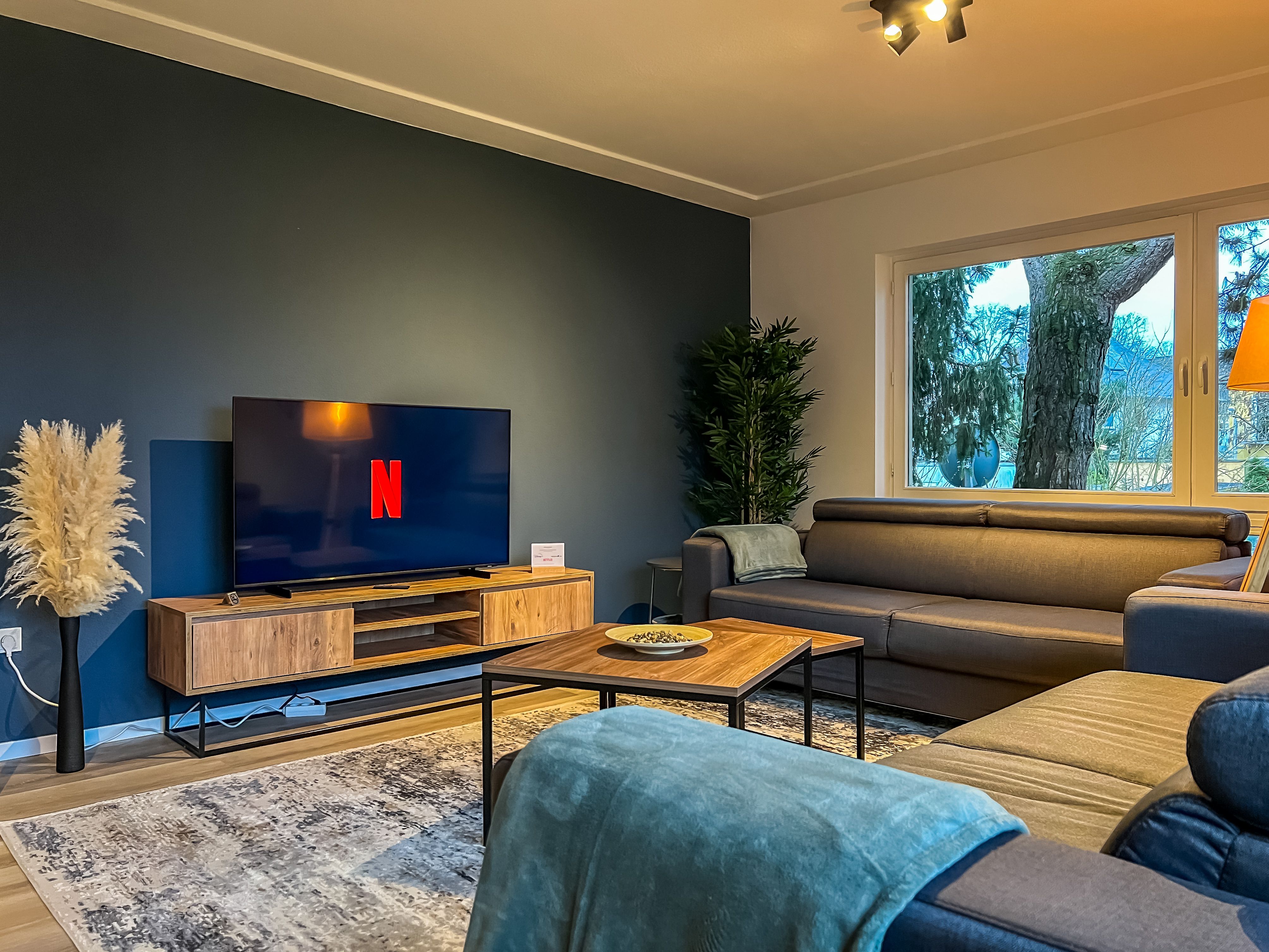 Kokomani: Stylish & Spacious Urban Oasis - 21
