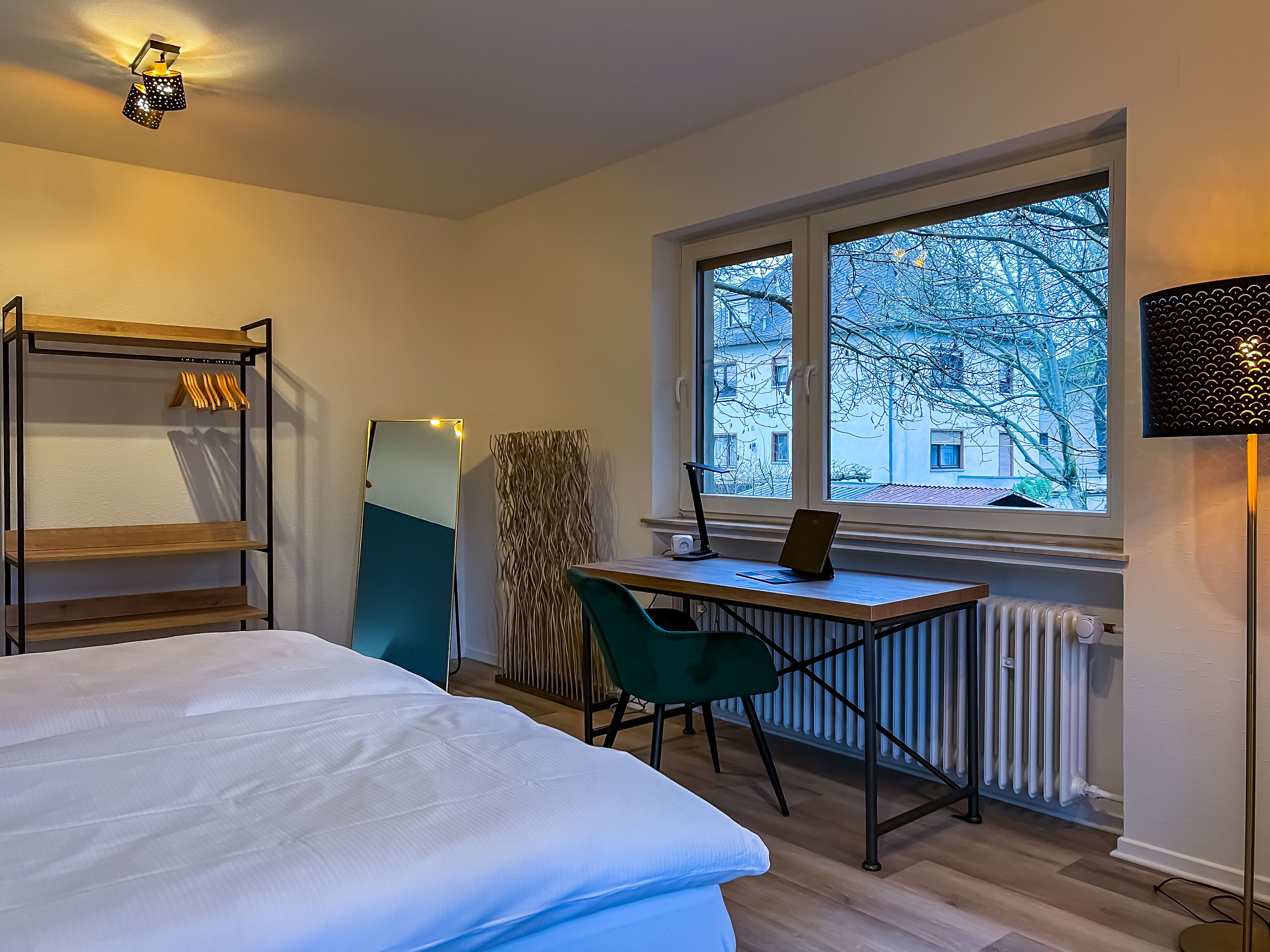 Kokomani: Stylish & Spacious Urban Oasis - 36