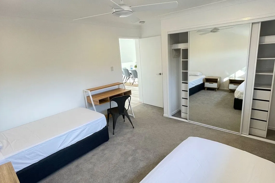 Single Room - 5