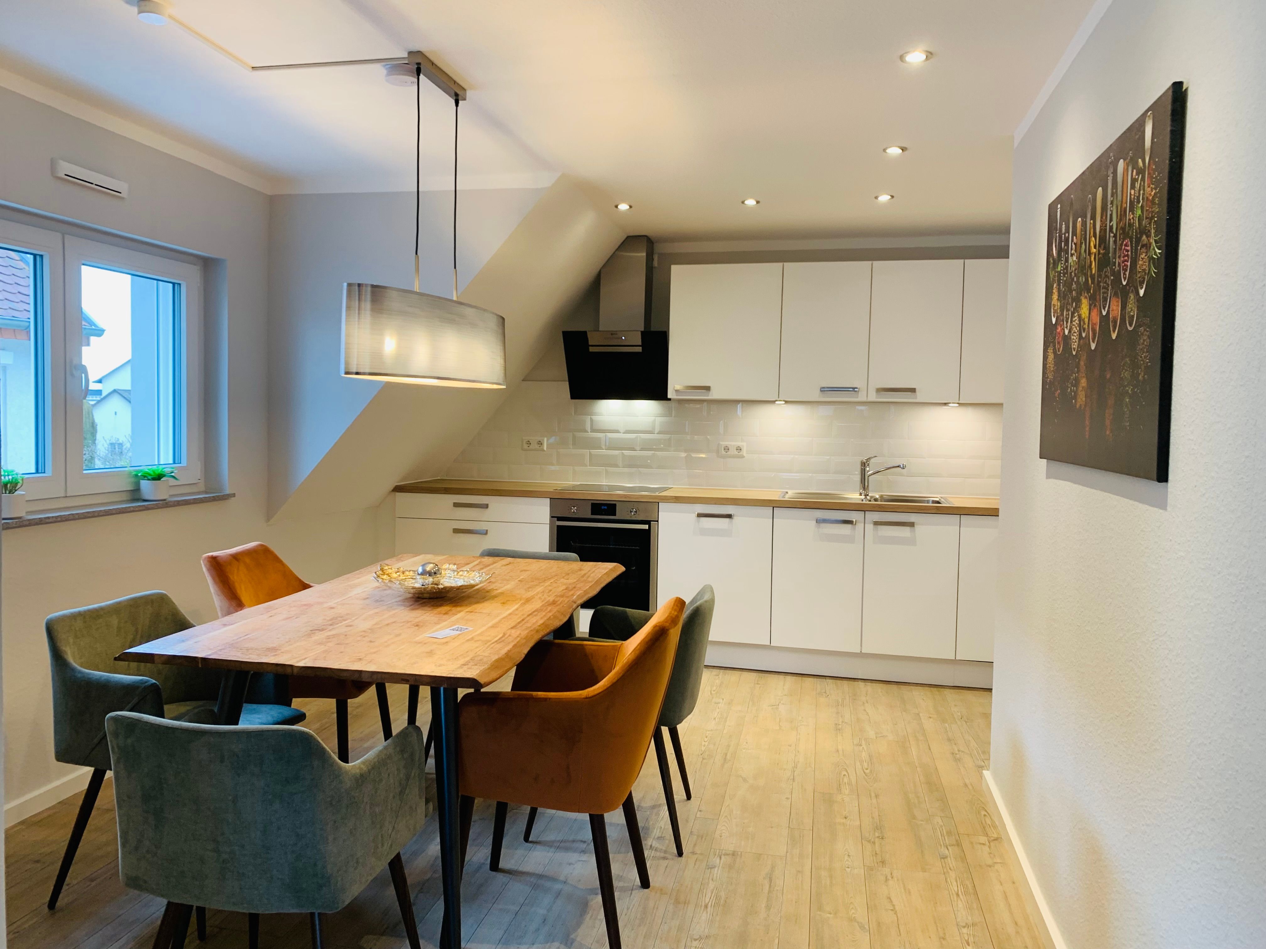Stylish Duplex Apartment In An Excellent Location - 9