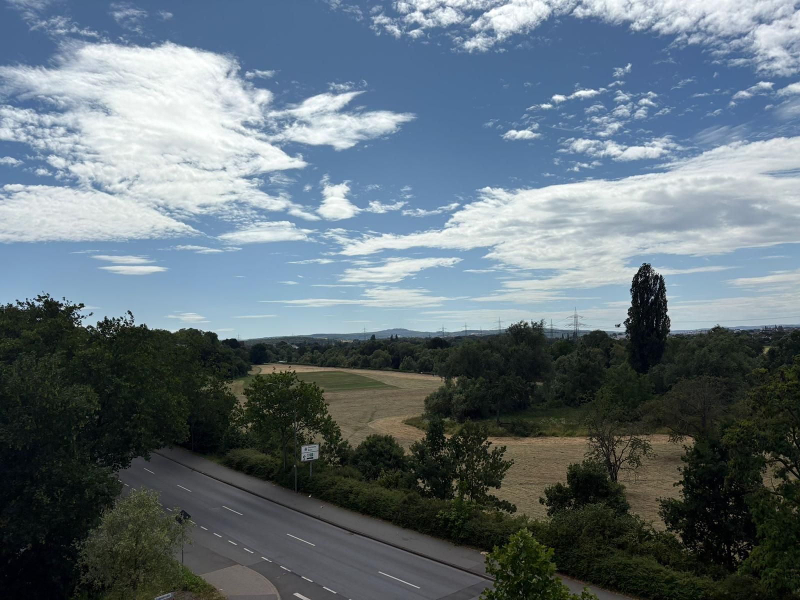 Penthouse Apartment By The Lahn River – Large Roof Terrace & Underground Parking - Penthouse Apartment by the Lahn River – Large Roof Terrace & Underground Parking - Gallery - 6