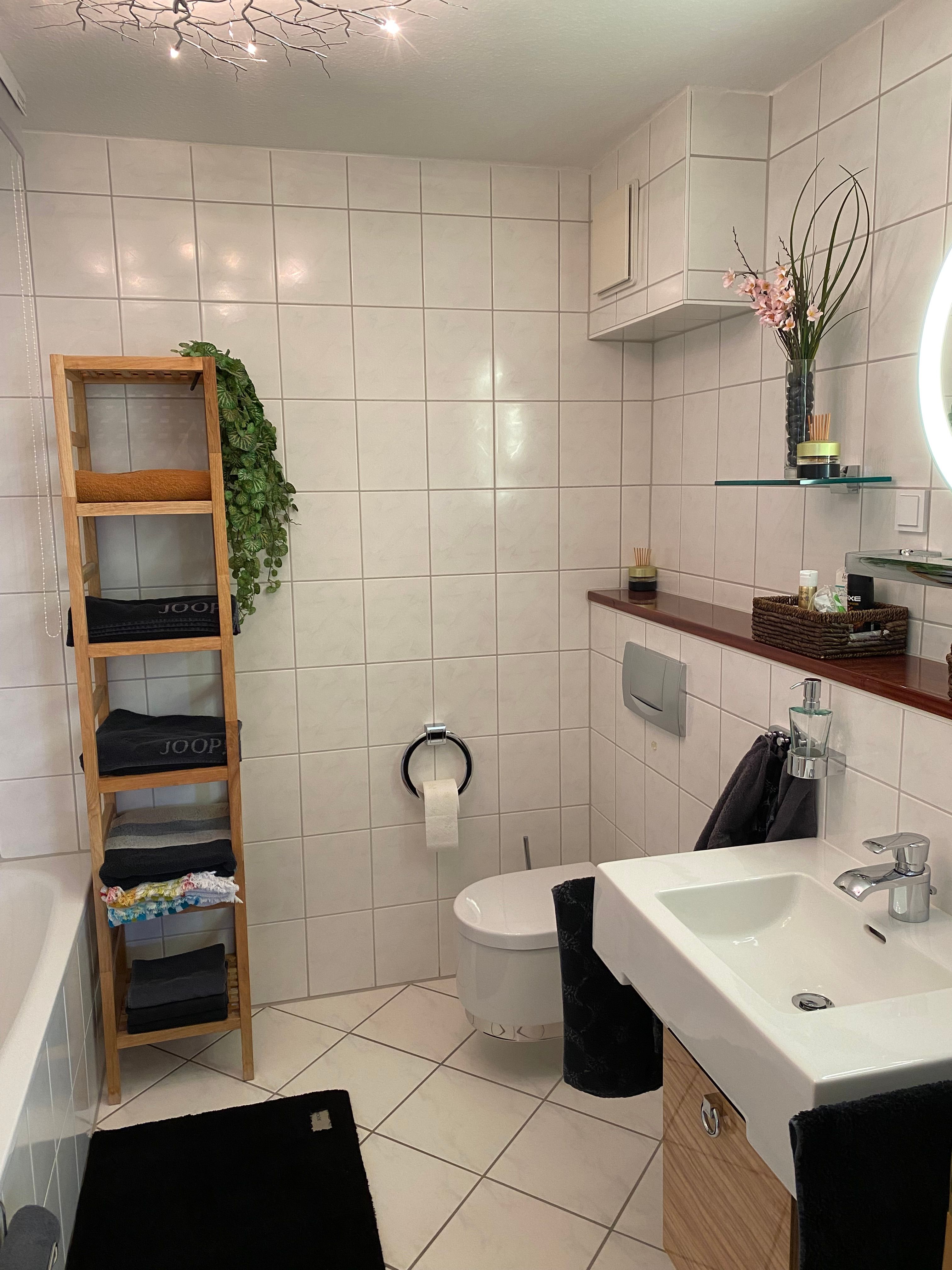  VOLL MÖBLIERTES BUSINESS APARTMENT NAHE STADTMITTE MARBURG  -  VOLL MÖBLIERTES BUSINESS APARTMENT NAHE STADTMITTE MARBURG  - Gallery -  9