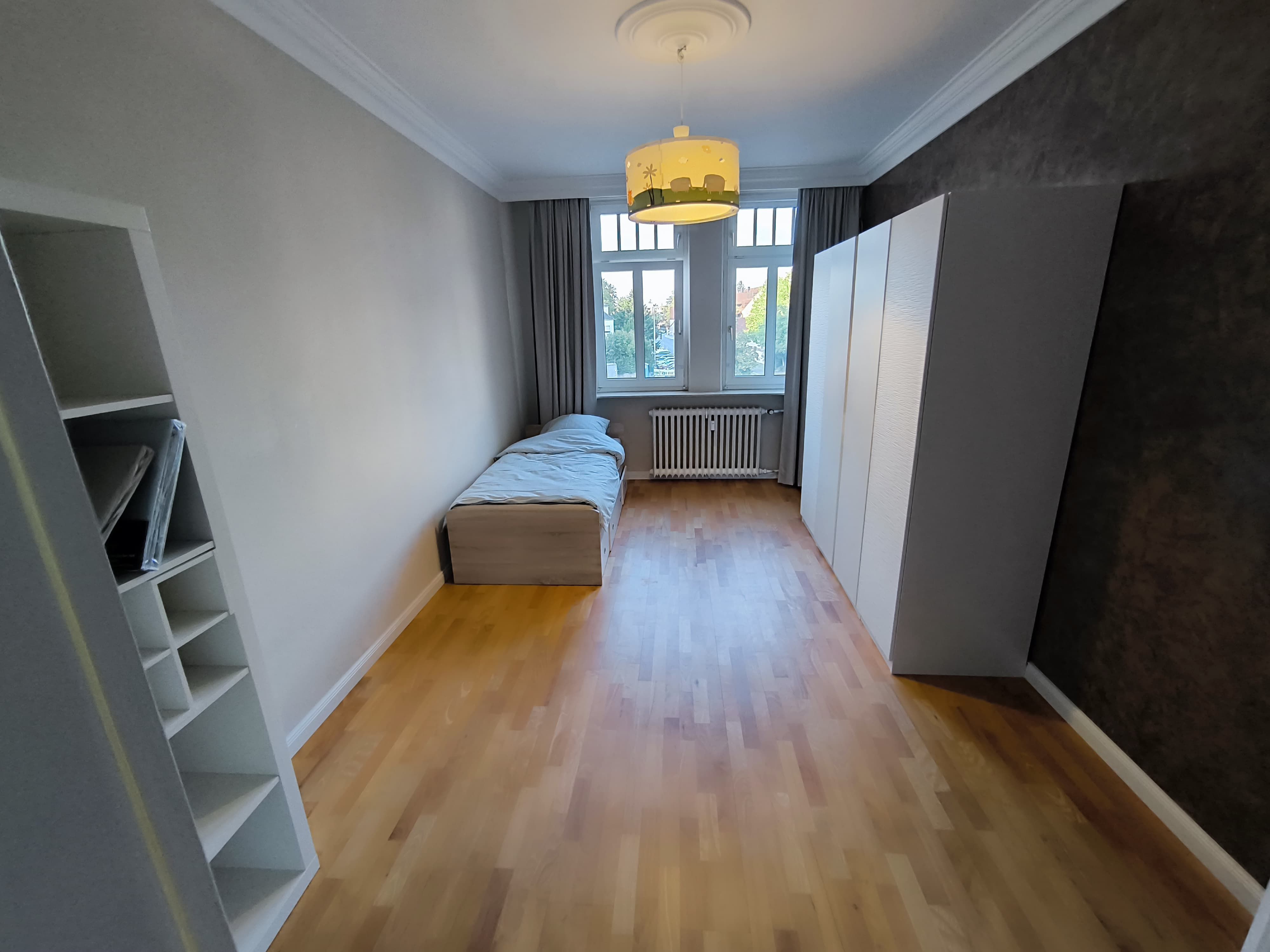  Luxurious And Centrally Located 4-Room Flat In The Centre Of Nuremberg. The House Is Located In A Gr  -  Luxurious and centrally located 4-room flat in the centre of Nuremberg. The house is located in a green oasis of Nuremberg.  - Gallery -  13